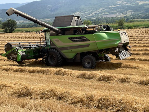 Voiture pou semer du blé Mison
